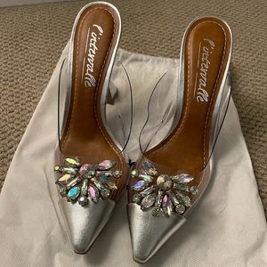 Lintervalle heels never worn with fabric bag